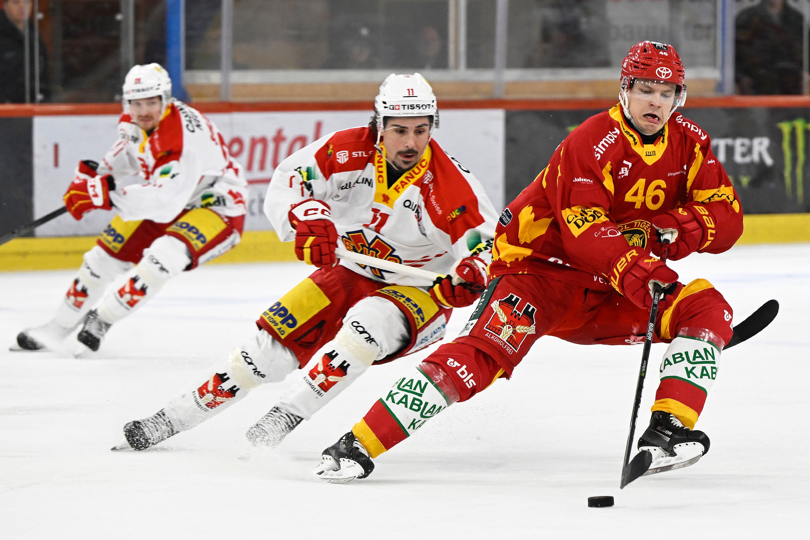 Le HC Bienne perd trois points et son capitaine