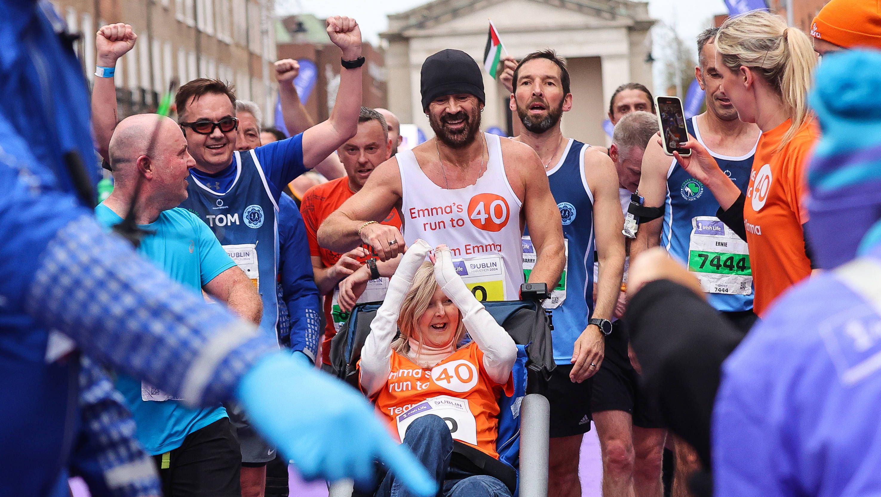 Colin Farrell court le marathon de Dublin pour la bonne cause