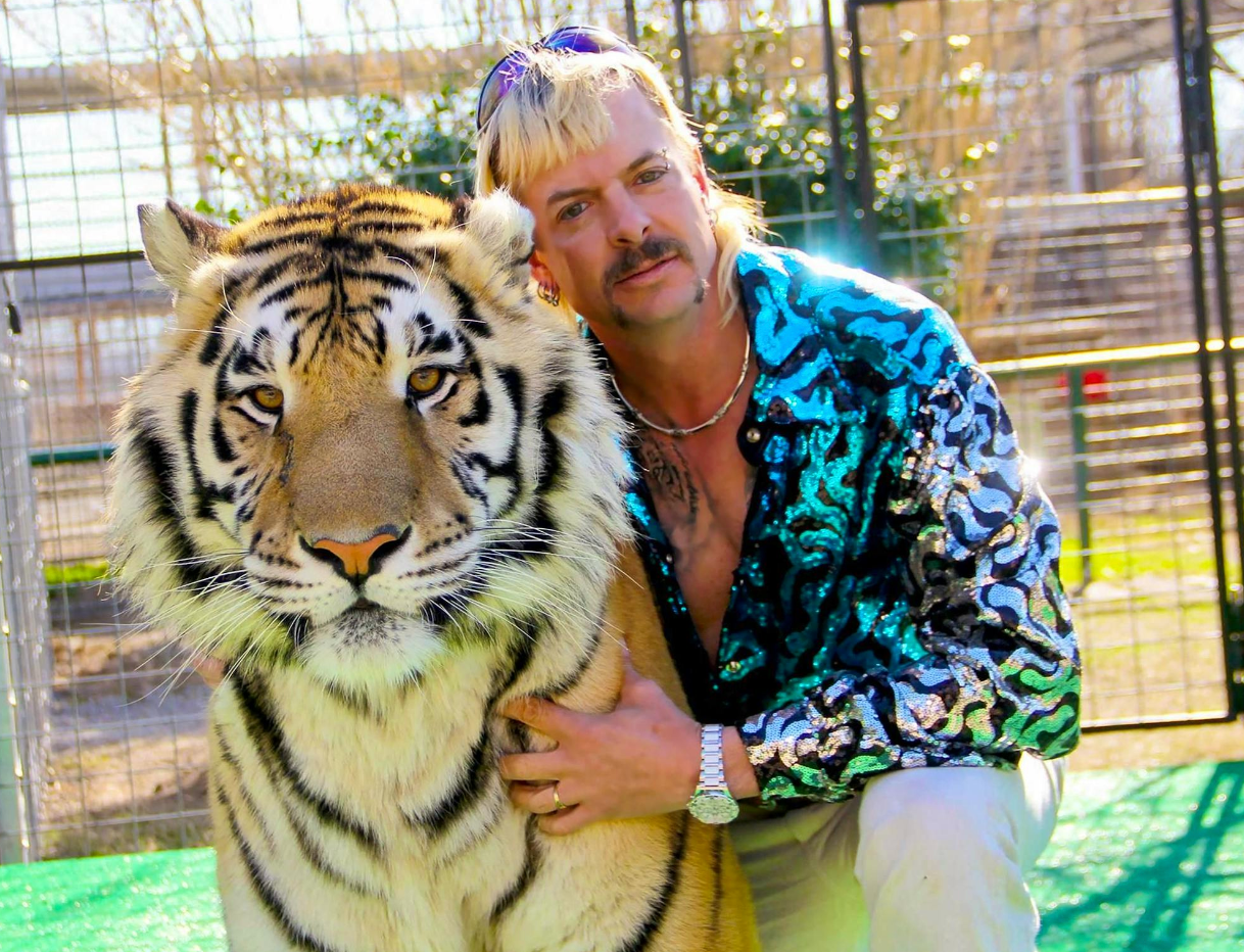 Joe Exotic s'est fiancé en prison avec un codétenu