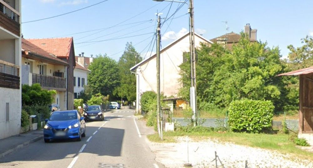 Accident de la circulation voiture-cycliste à Crassier: le conducteur a pris la fuite